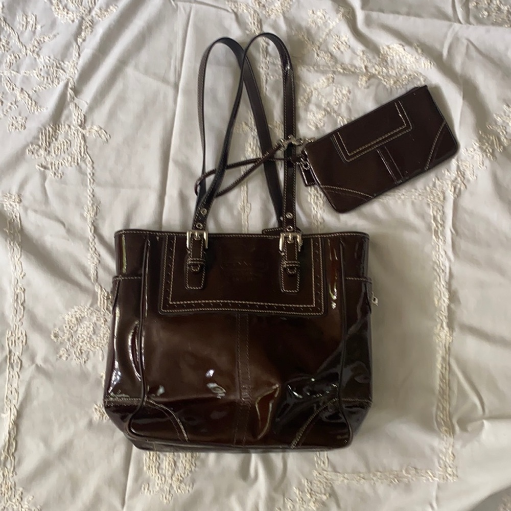 Coach patent leather purse with wallet